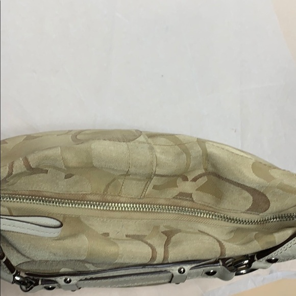 Coach signature beige tan Carly optic white trim - Picture 7 of 10